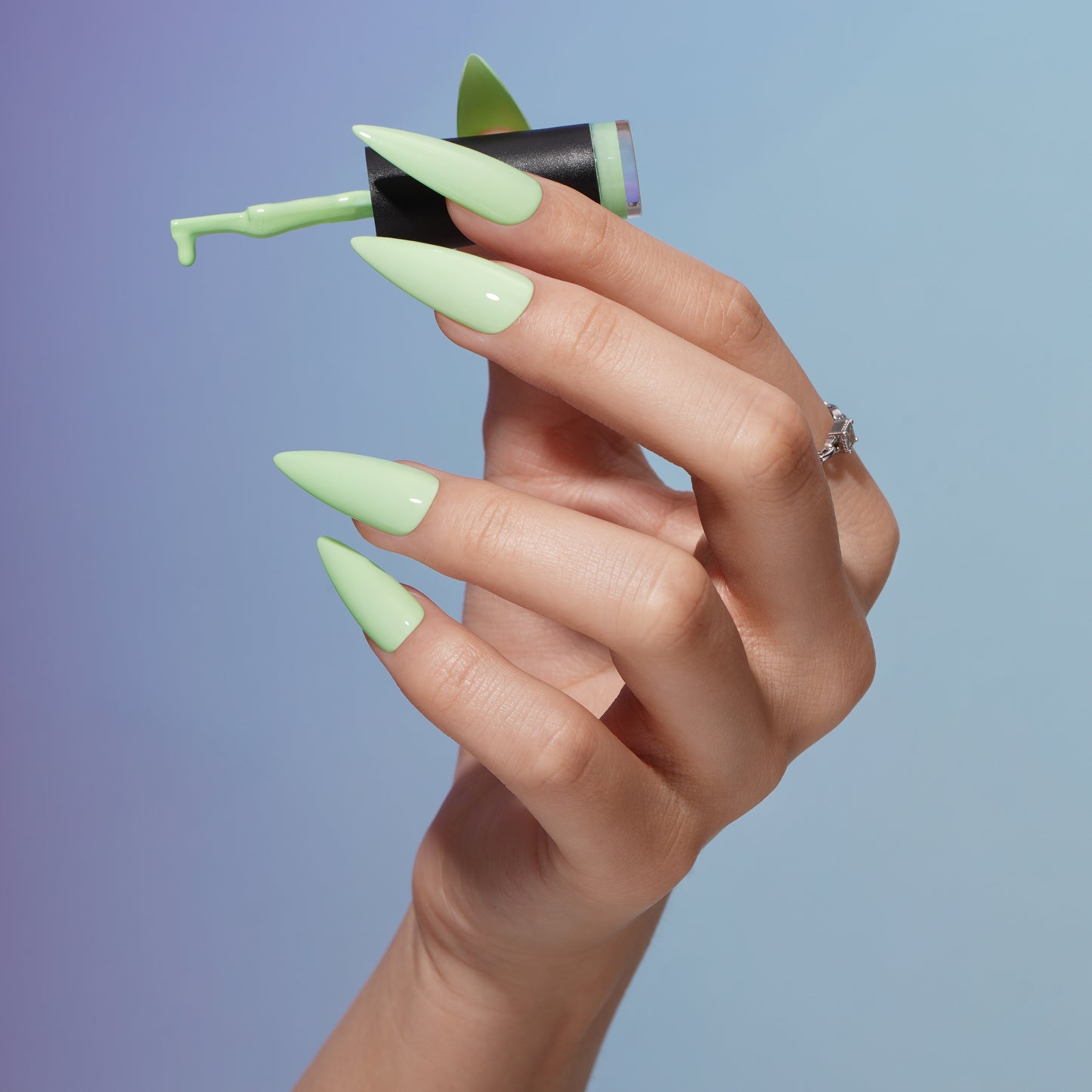 Bluesky Spring Summer 2024 Gel Polish – Limeade Glow (SS2413) | 10ml