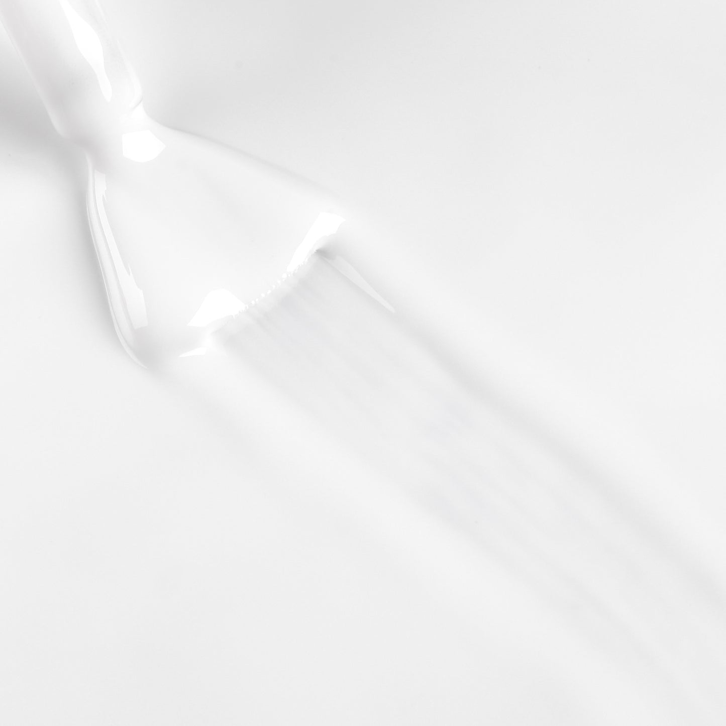 Bluesky Gel Polish – Studio White (Iconic 80526) | 10ml